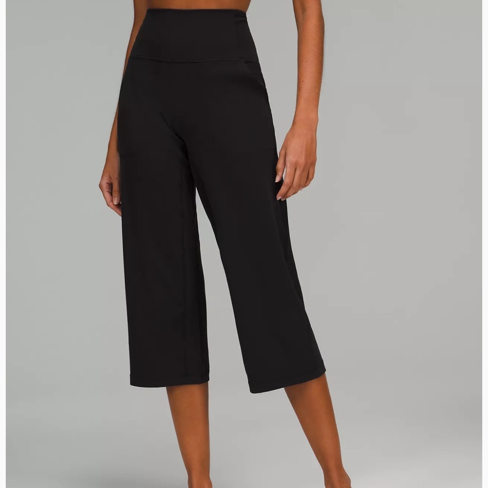 Lululemon align wide leg cropped pants